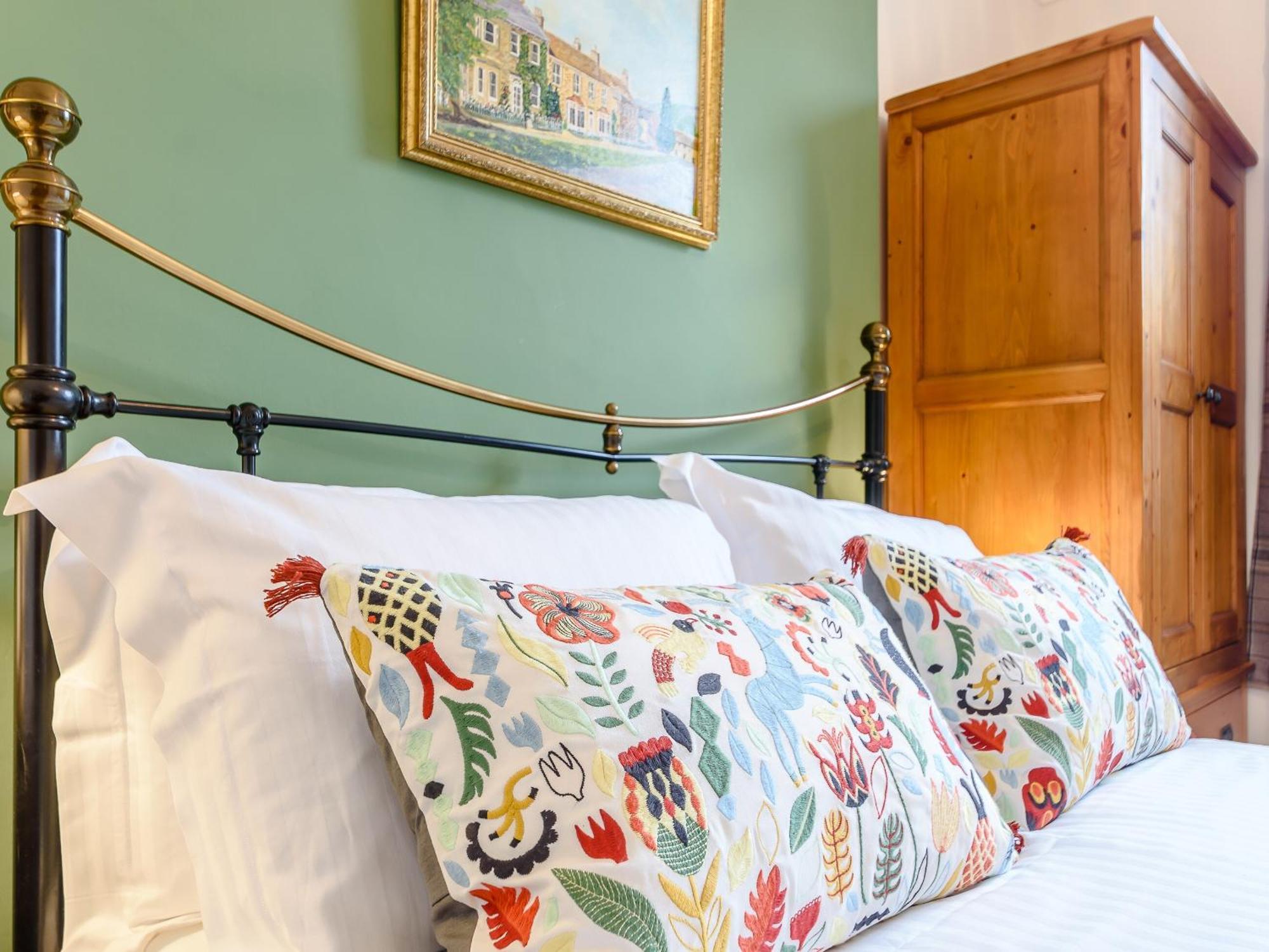 Temple House Villa West Burton Ngoại thất bức ảnh